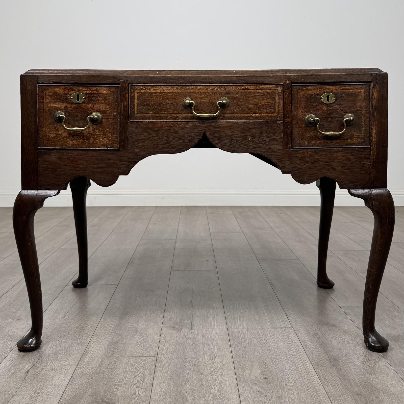 Antique 18th Century Good Quality Georgian Side Table in Oak (1 of 12) Antique 18th Century Good Quality Georgian Side Table in Oak (1 of 12)