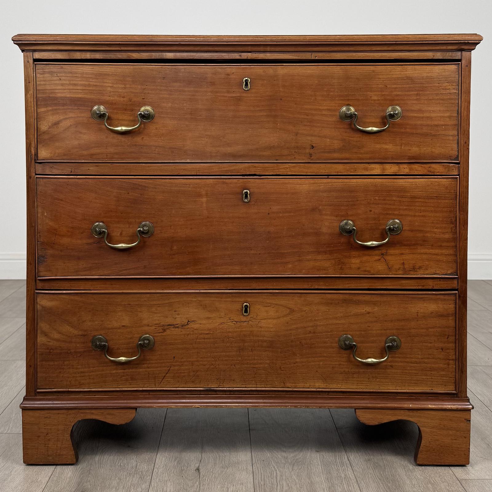 Antique 19th Century Small Cherrywood Chest of Drawers (1 of 11) Antique 19th Century Small Cherrywood Chest of Drawers (1 of 11)