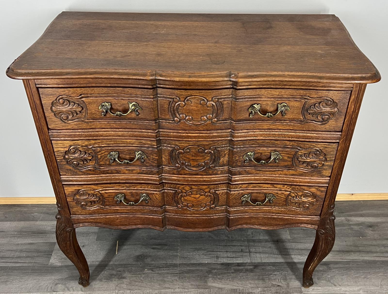 Chest of Drawers Vintage French Oak Brass Handle Cabinet LOT 3770 (1 of 12)