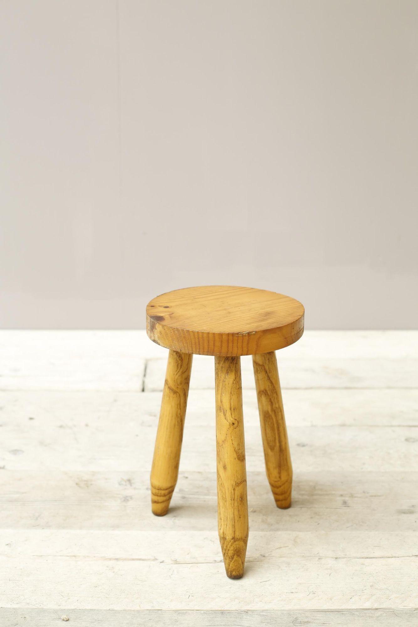 20th Century French Pine Stool (1 of 6) 20th Century French Pine Stool (1 of 6)