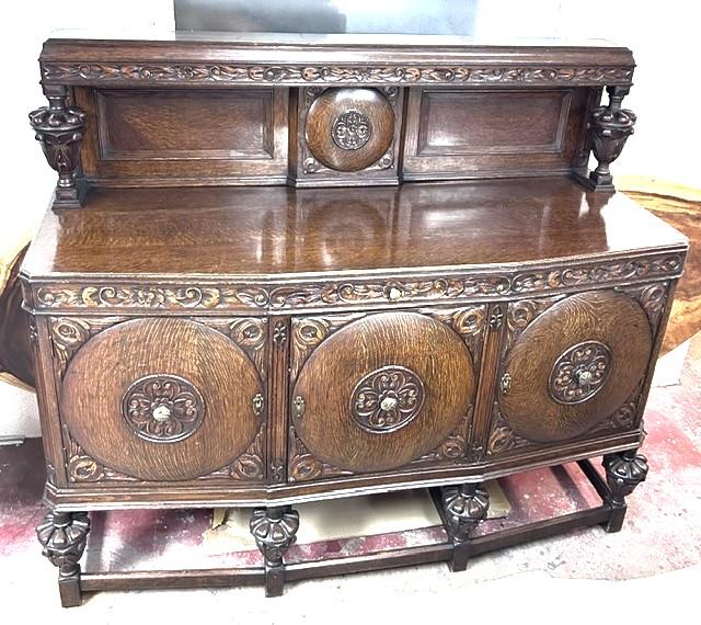 Delightfully Hand-turned Oak Sideboard, with Cupboards, Draw and Rear Frieze. (1 of 8) Delightfully Hand-turned Oak Sideboard, with Cupboards, Draw and Rear Frieze. (1 of 8)