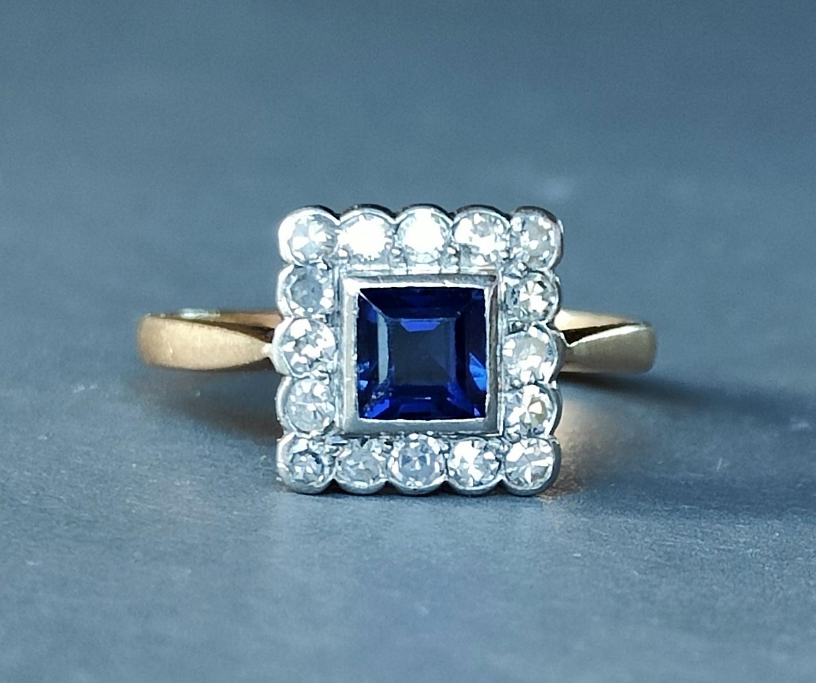 Art Deco 18ct Gold Sapphire & Diamond Ring (1 of 11) Art Deco 18ct Gold Sapphire & Diamond Ring (1 of 11)