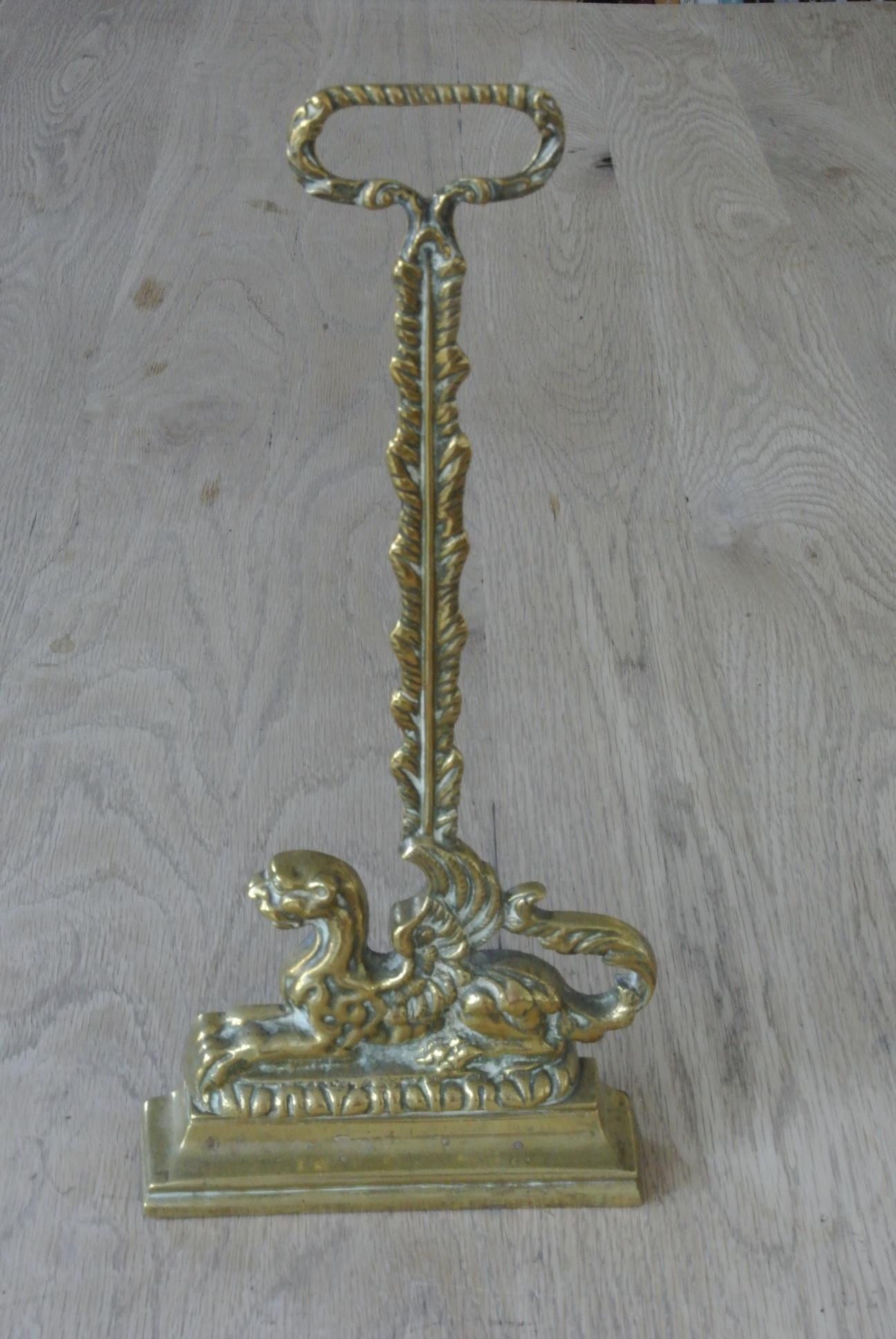 Unusual Victorian Winged Lion Brass Door Stop Door Porter (1 of 7)