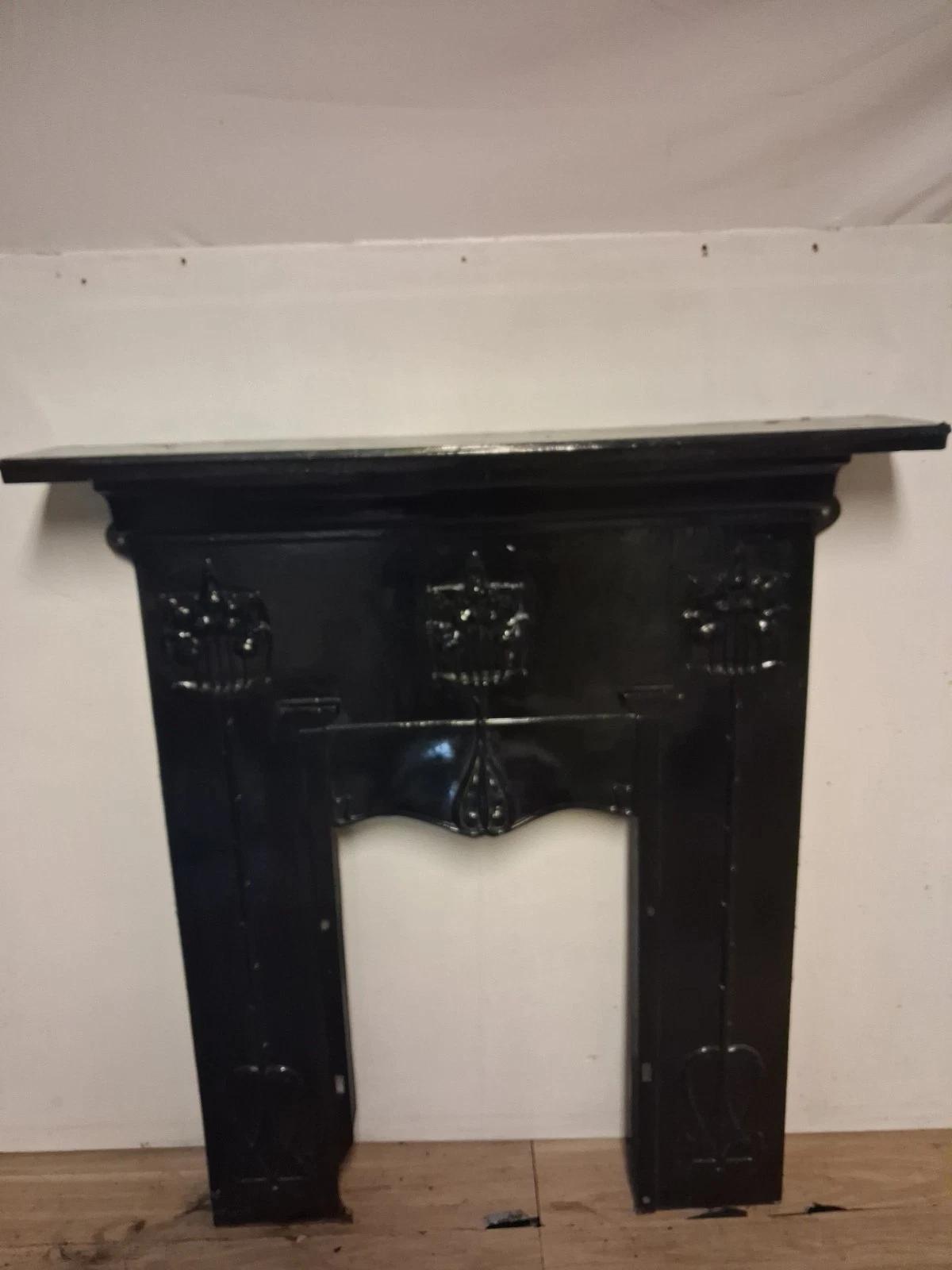Antique Cast Iron Fireplace with Art Nouveau Design Floral & Organic Motifs (1 of 7) Antique Cast Iron Fireplace with Art Nouveau Design Floral & Organic Motifs (1 of 7)