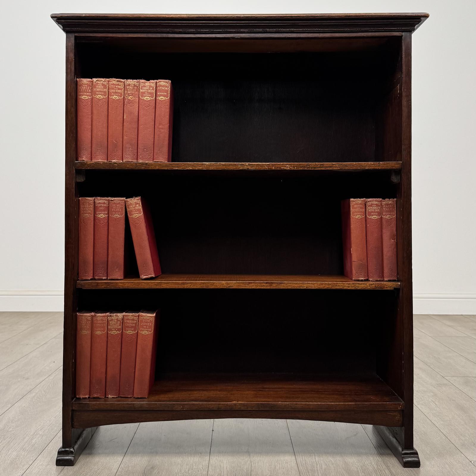 Antique 20th Century Edwardian Open Bookcase in Oak (1 of 10) Antique 20th Century Edwardian Open Bookcase in Oak (1 of 10)