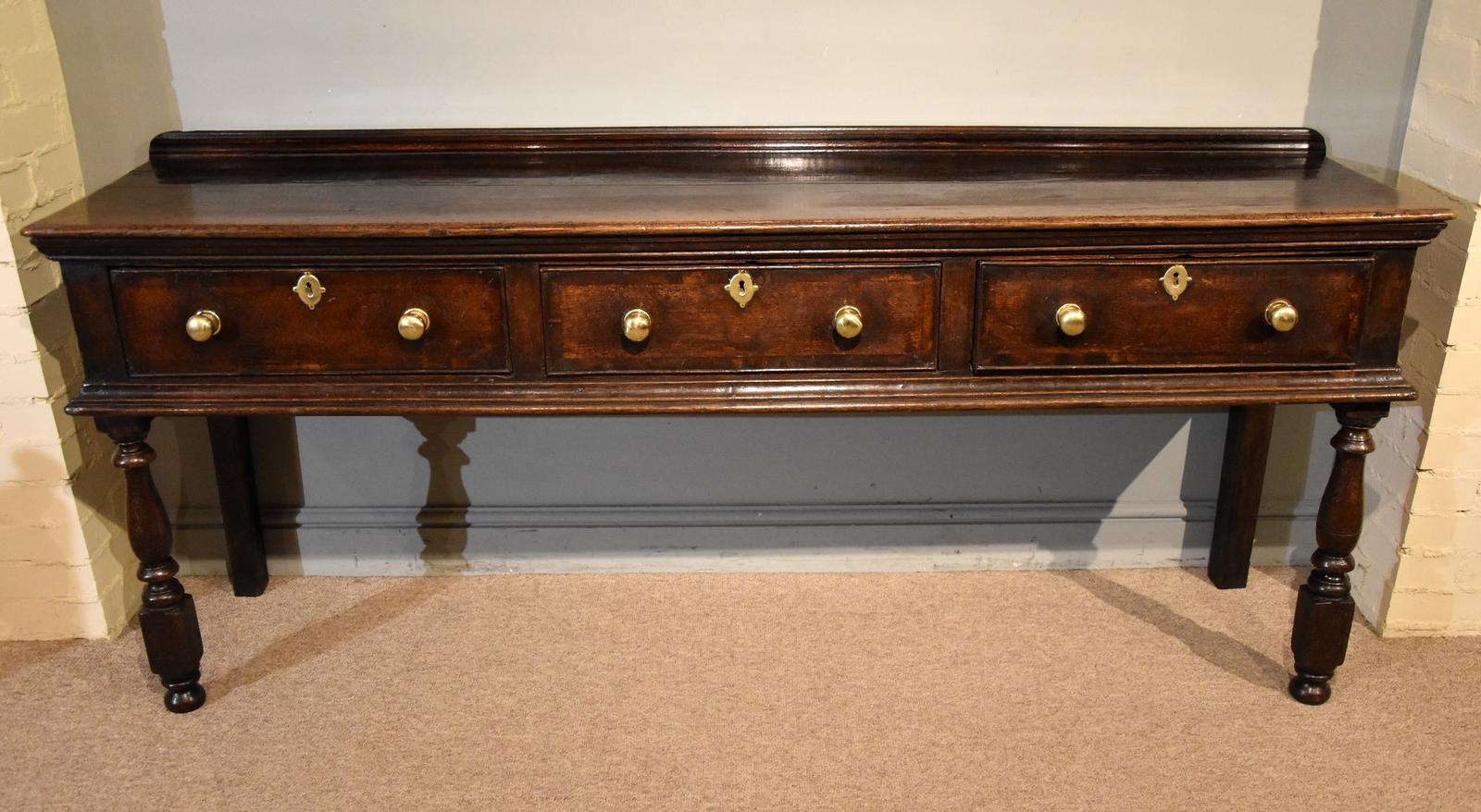 Early 18th Century Oak Dresser Base (1 of 9) Early 18th Century Oak Dresser Base (1 of 9)