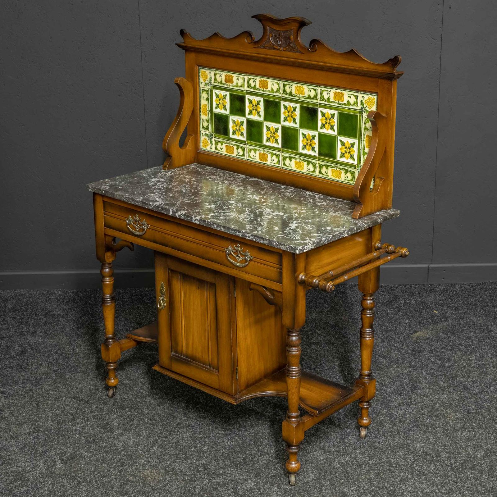 Edwardian Satin Walnut Washstand (1 of 12)