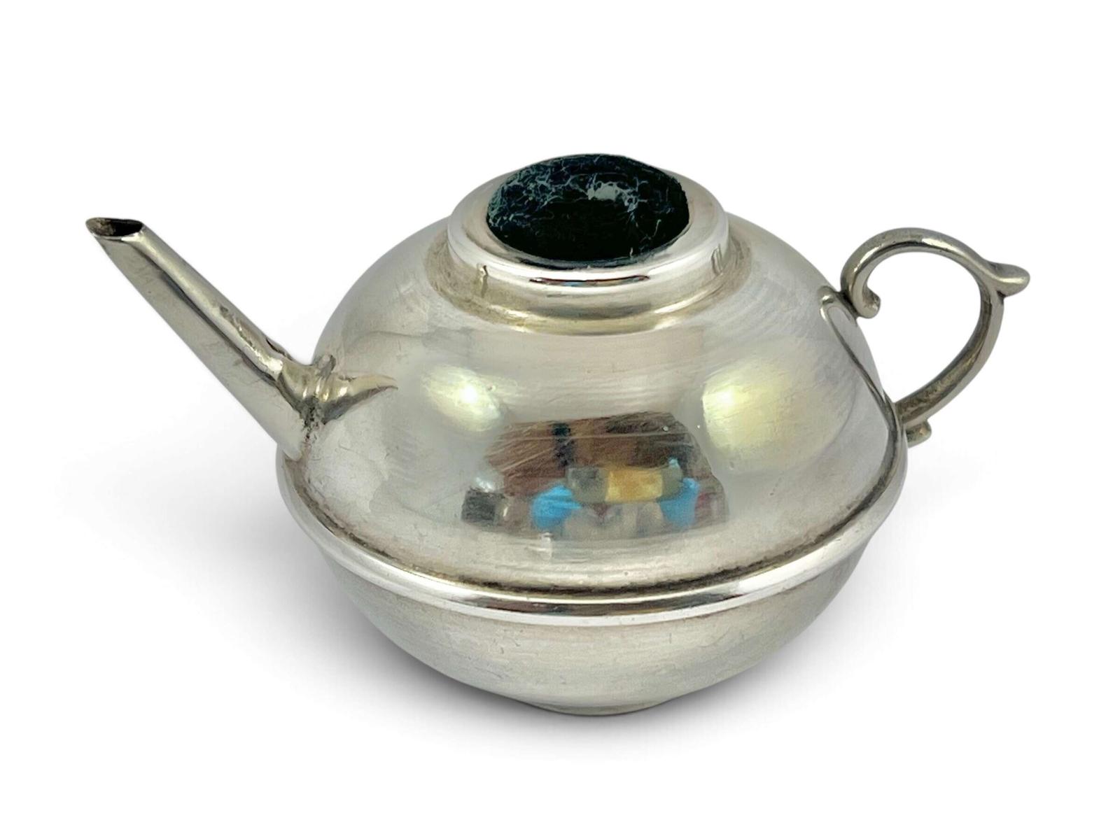 Victorian Antique Silver “Teapot” Pin Cushion - Birmingham 1876 (1 of 6) Victorian Antique Silver “Teapot” Pin Cushion - Birmingham 1876 (1 of 6)