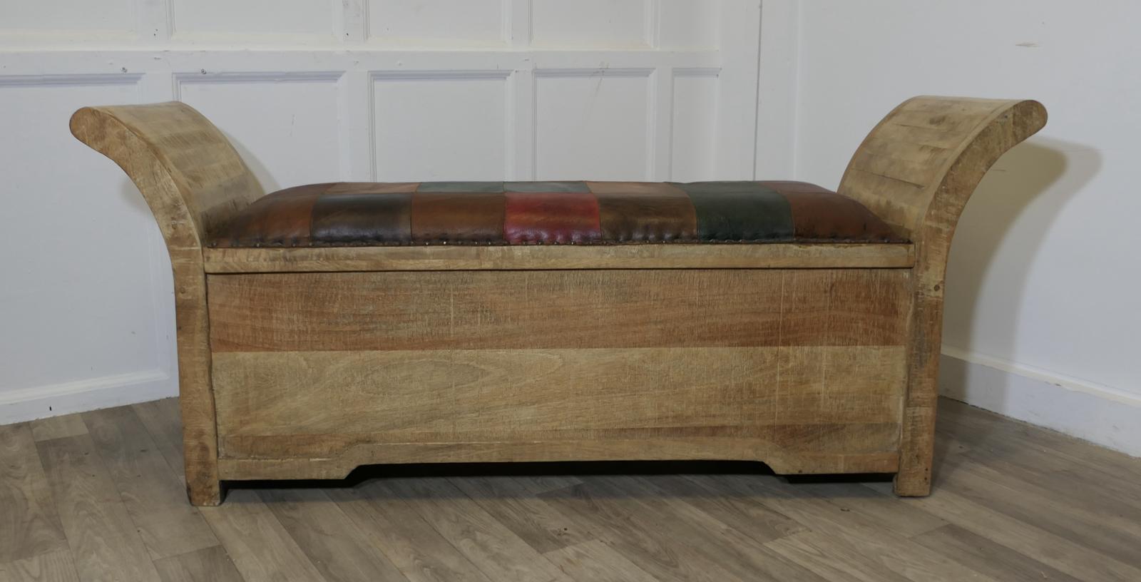 Pine & Leather Hall Seat / Storage Sleigh Bench (1 of 7)
