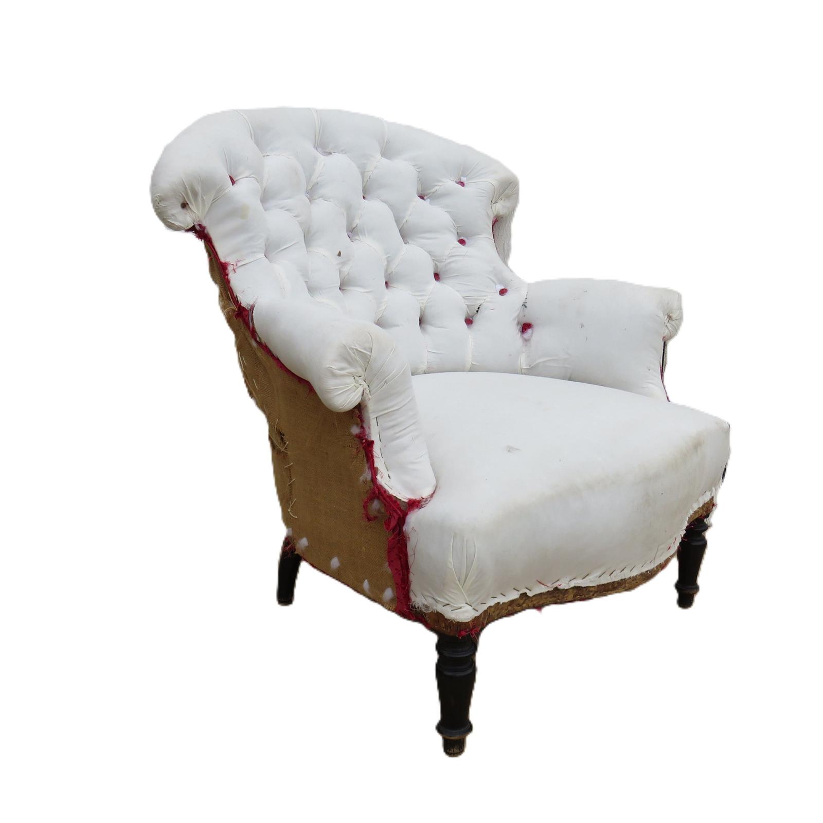 Antique Napoleon III Button Back Tub Chair (1 of 9) Antique Napoleon III Button Back Tub Chair (1 of 9)