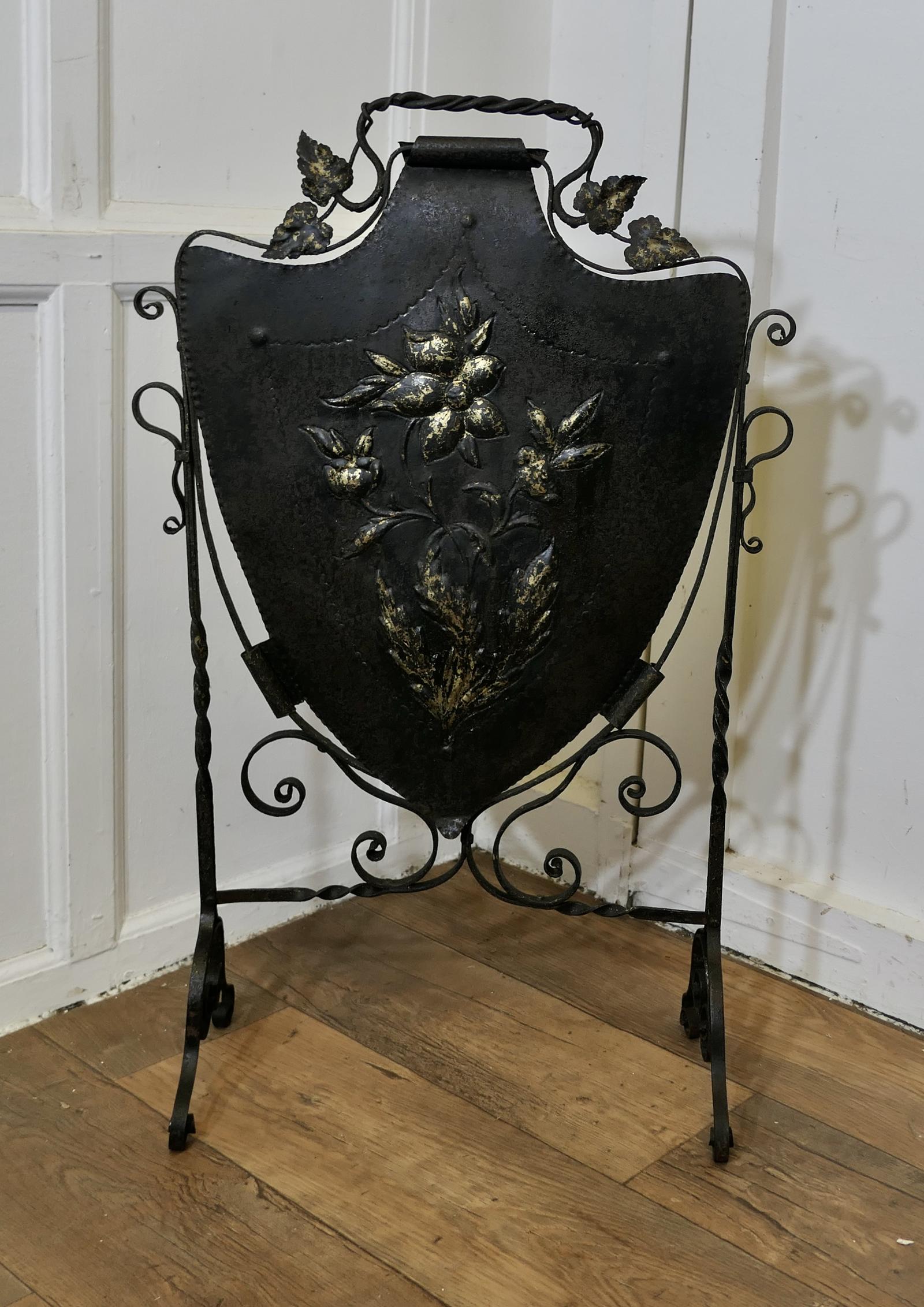 Victorian Arts & Crafts Gothic Shield Iron Fire Screen (1 of 6) Victorian Arts & Crafts Gothic Shield Iron Fire Screen (1 of 6)