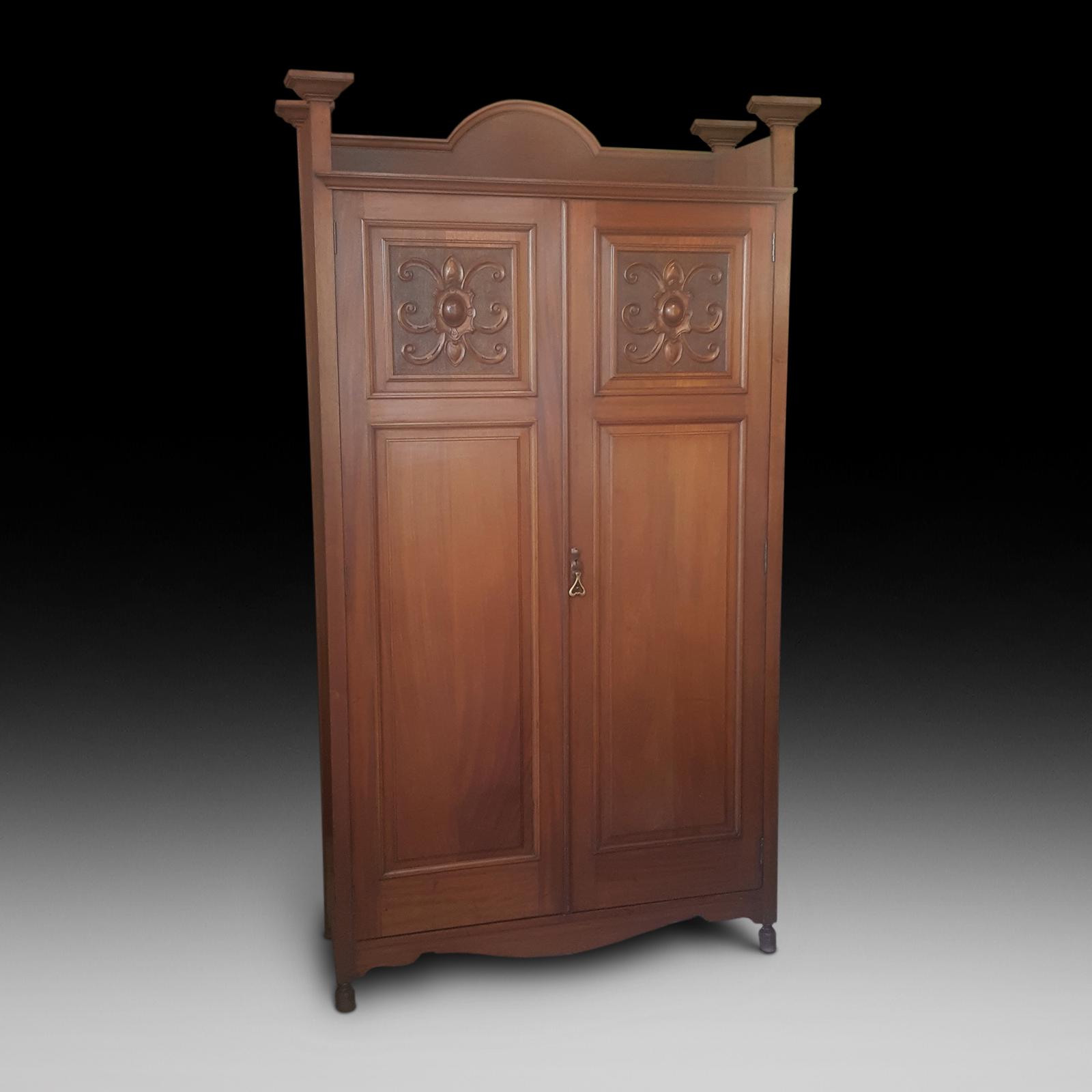 Mahogany Arts and Crafts Hall Robe (1 of 11)