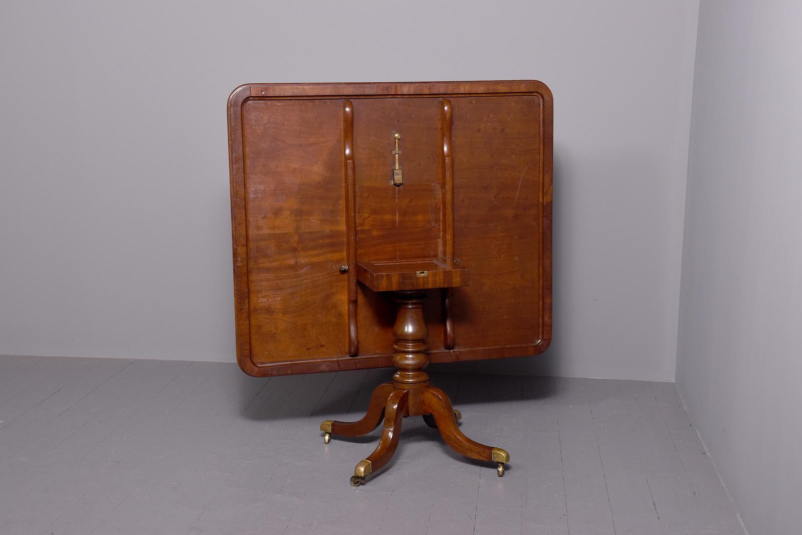 Regency Rectangular Snap-top Breakfast Table (1 of 6) Regency Rectangular Snap-top Breakfast Table (1 of 6)