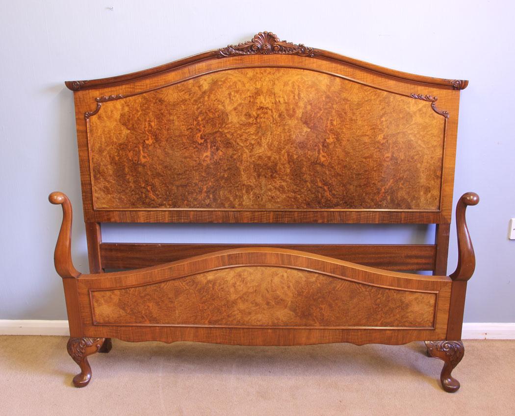 Quality Burr Walnut Antique Double Bed (1 of 11) Quality Burr Walnut Antique Double Bed (1 of 11)
