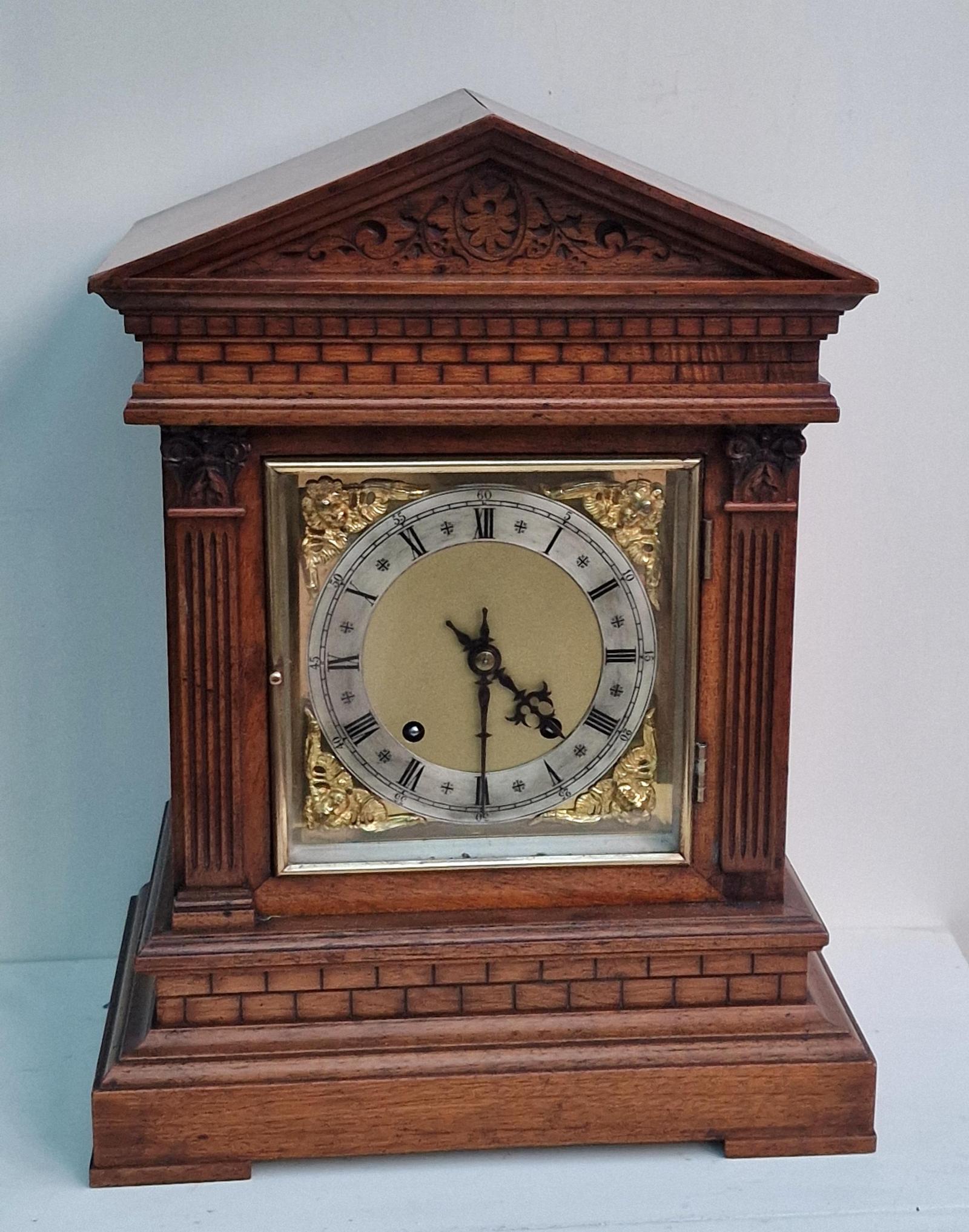 Quarter Striking Mantel /table Clock (1 of 7)
