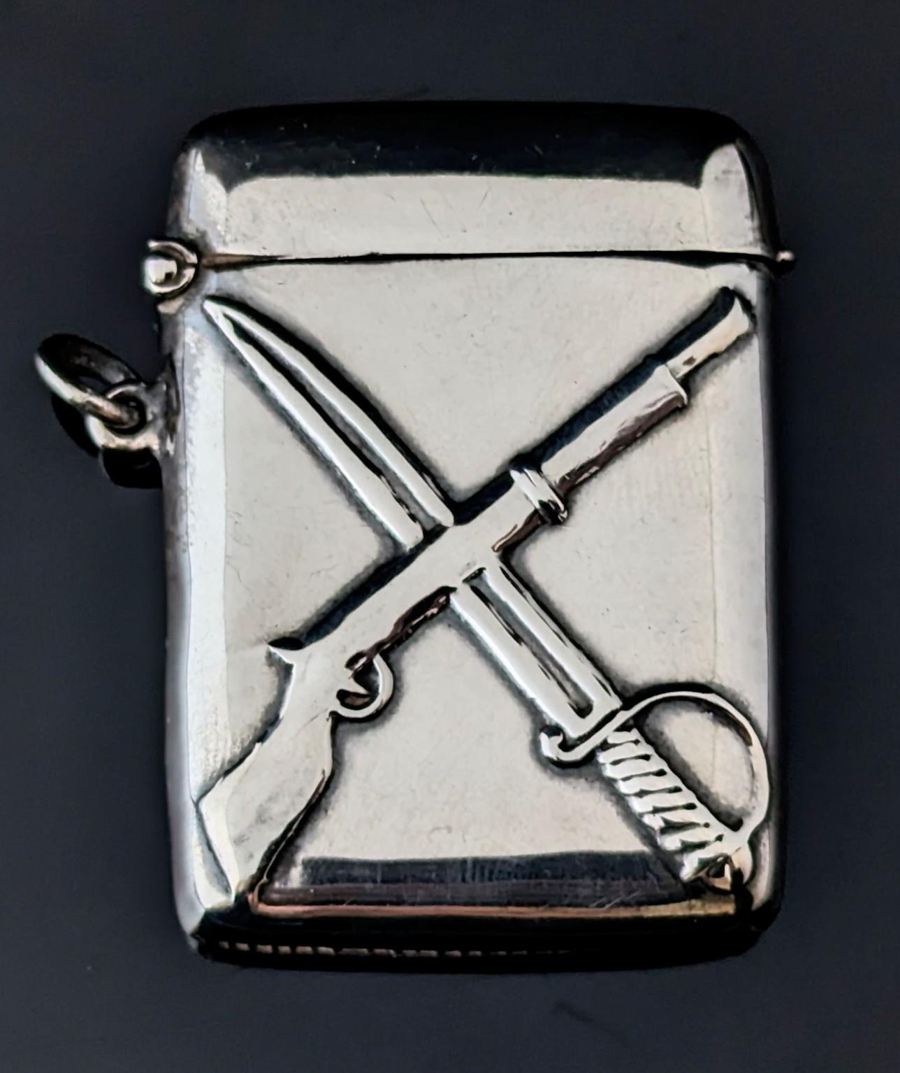 Vintage Sterling Silver Vesta Case, Military Themed (1 of 10)