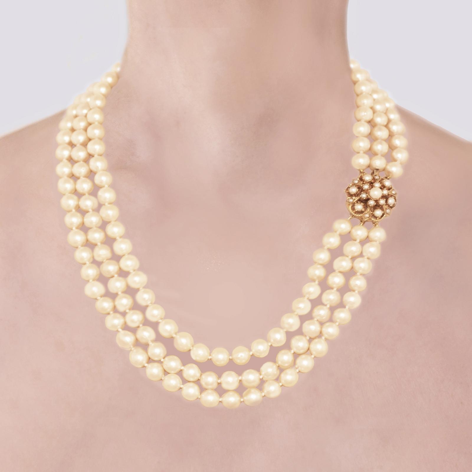 Vintage Triple Strand Cultured Pearl Necklace With 9ct Gold Pearl Clasp c.1960 (1 of 14) Vintage Triple Strand Cultured Pearl Necklace With 9ct Gold Pearl Clasp c.1960 (1 of 14)