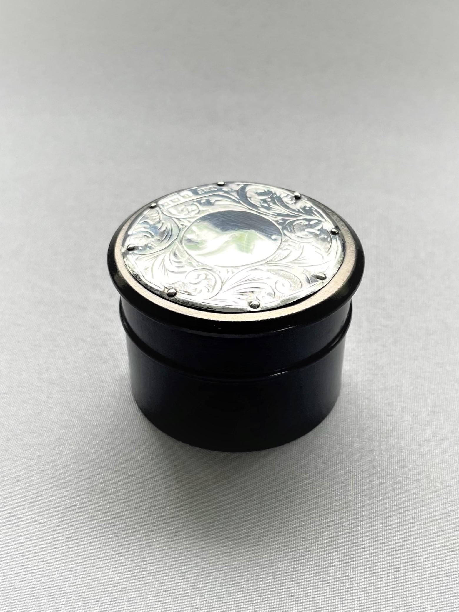 Silver & Ebony Trinket / Studs Pot (1 of 6) Silver & Ebony Trinket / Studs Pot (1 of 6)