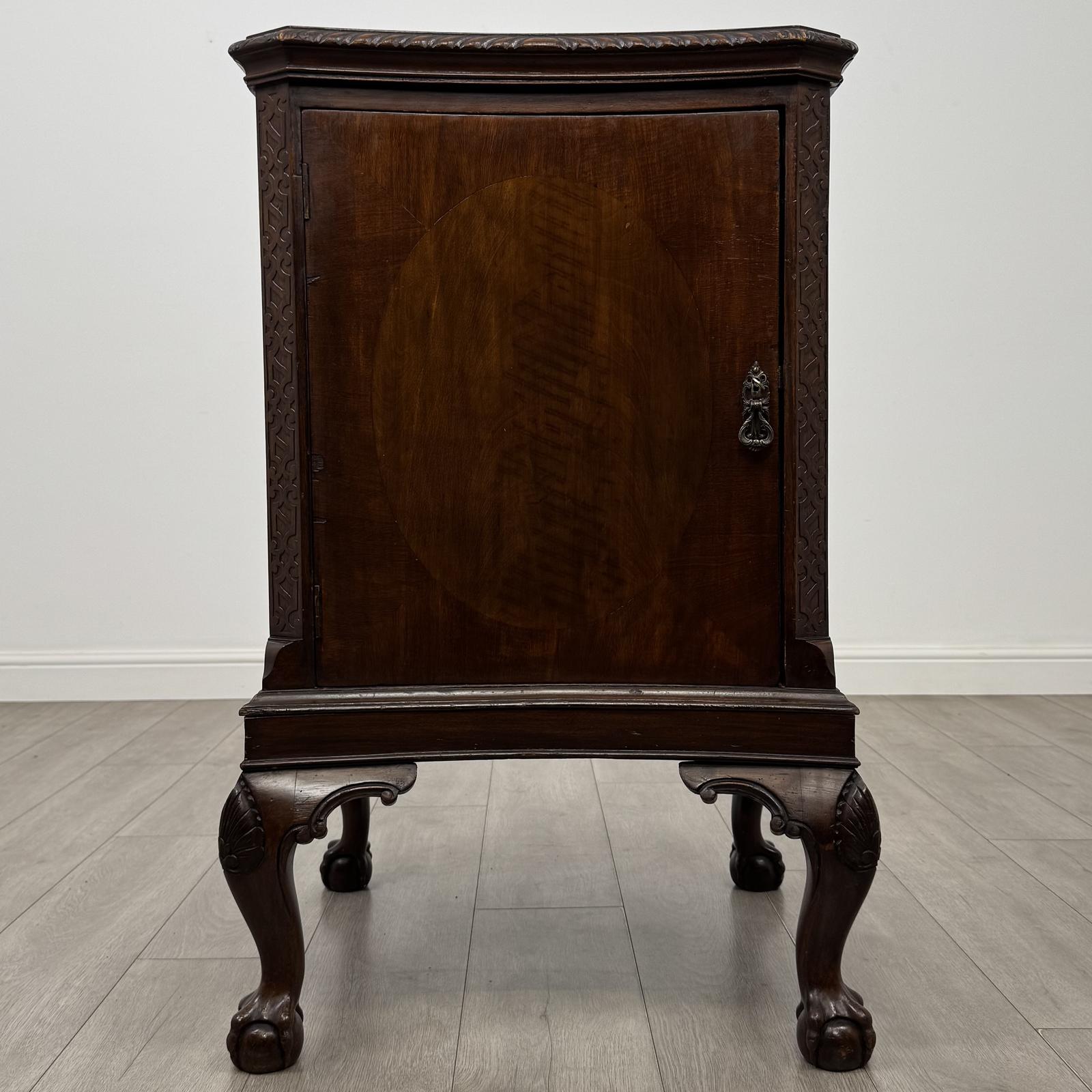 Antique 20th Century Chippendale Style Cupboard in Mahogany (1 of 10) Antique 20th Century Chippendale Style Cupboard in Mahogany (1 of 10)