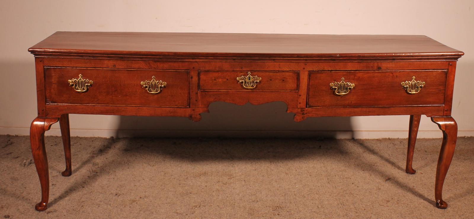 Large Oak Console or Dresser Base with Three Drawers - 18th Century (1 of 13)
