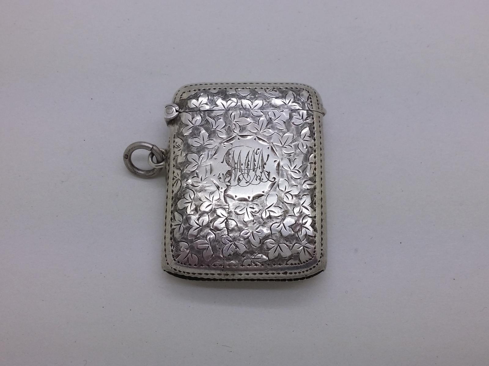 Edwardian 1905 Sterling Silver Clover Leaf Vesta Case Hallmarked Birmingham (1 of 14) Edwardian 1905 Sterling Silver Clover Leaf Vesta Case Hallmarked Birmingham (1 of 14)