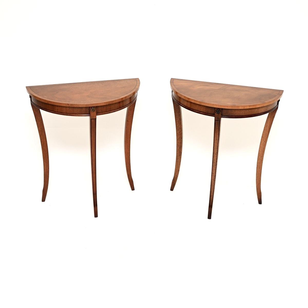 Pair of Mahogany Regency Style Console Tables (1 of 9) Pair of Mahogany Regency Style Console Tables (1 of 9)