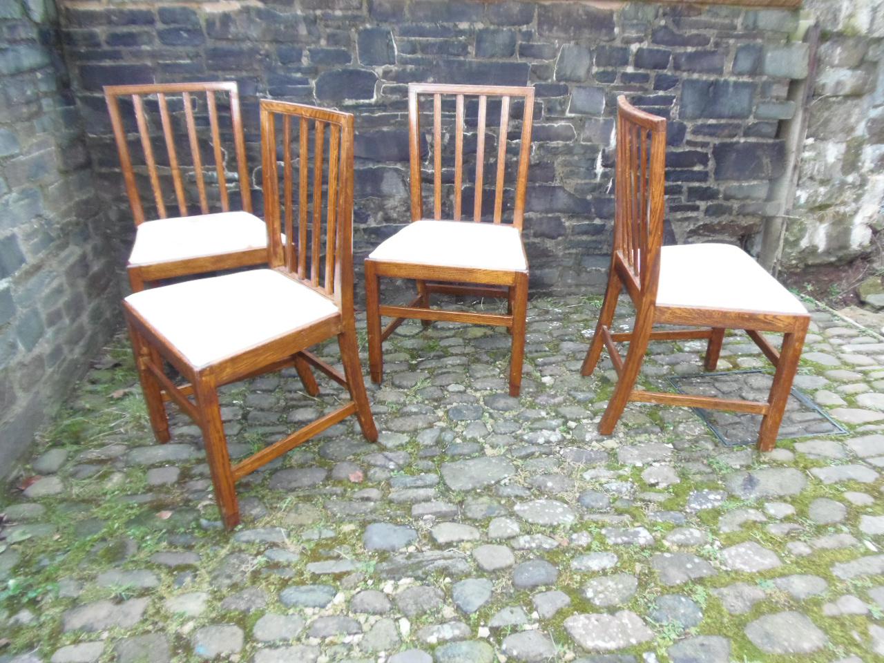 Cotswold School Oak Dining Chairs (1 of 8) Cotswold School Oak Dining Chairs (1 of 8)