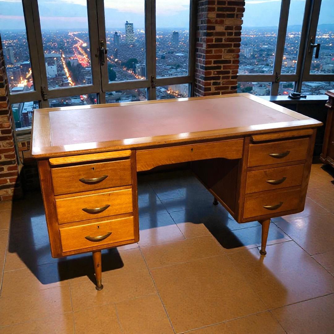 Vintage Mid Century Light Oak Wood Office Desk (1 of 17)