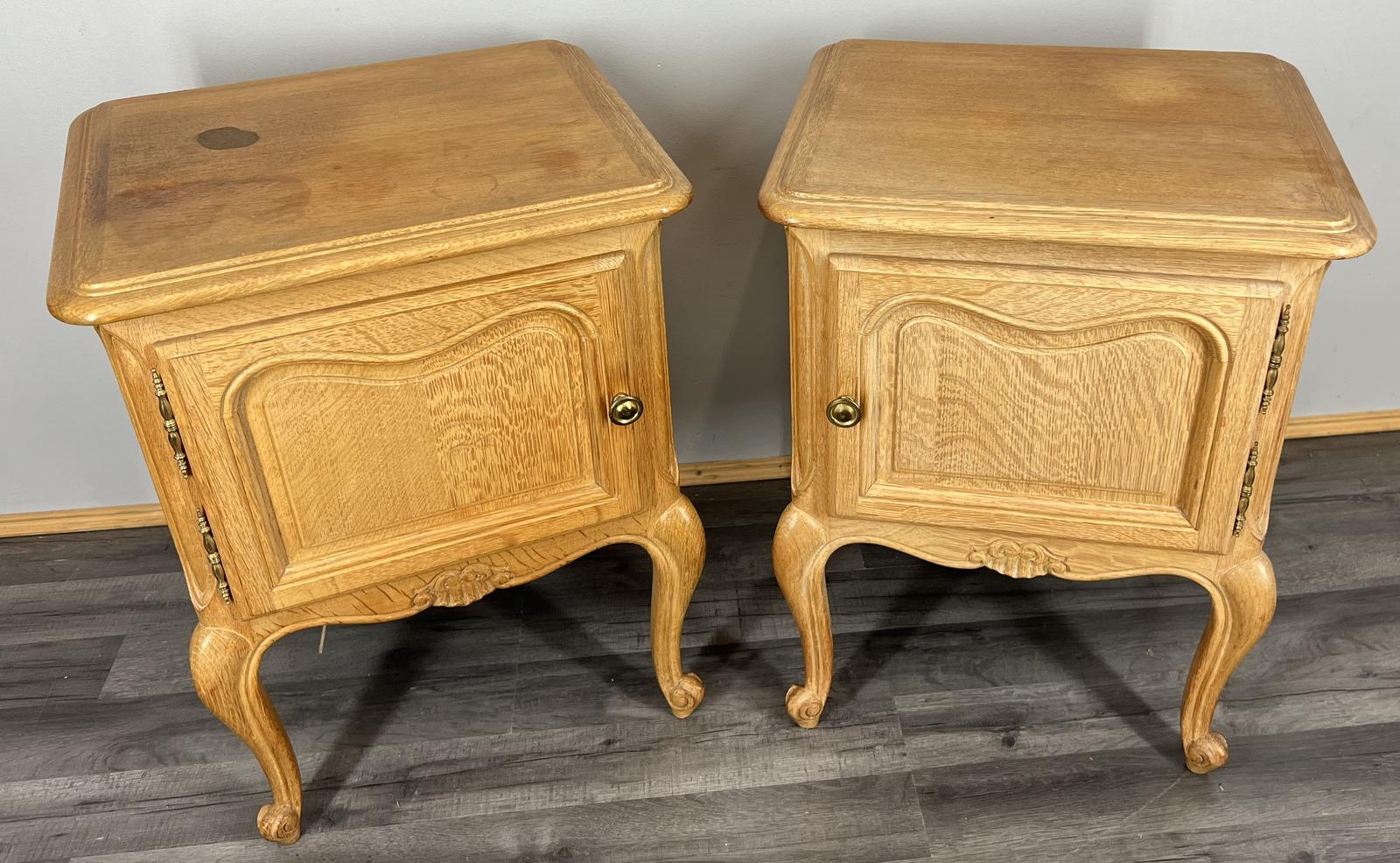 French Vintage Oak Bedside Tables Pair Cupboards Cabinets Carved LOT 3926 (1 of 12)