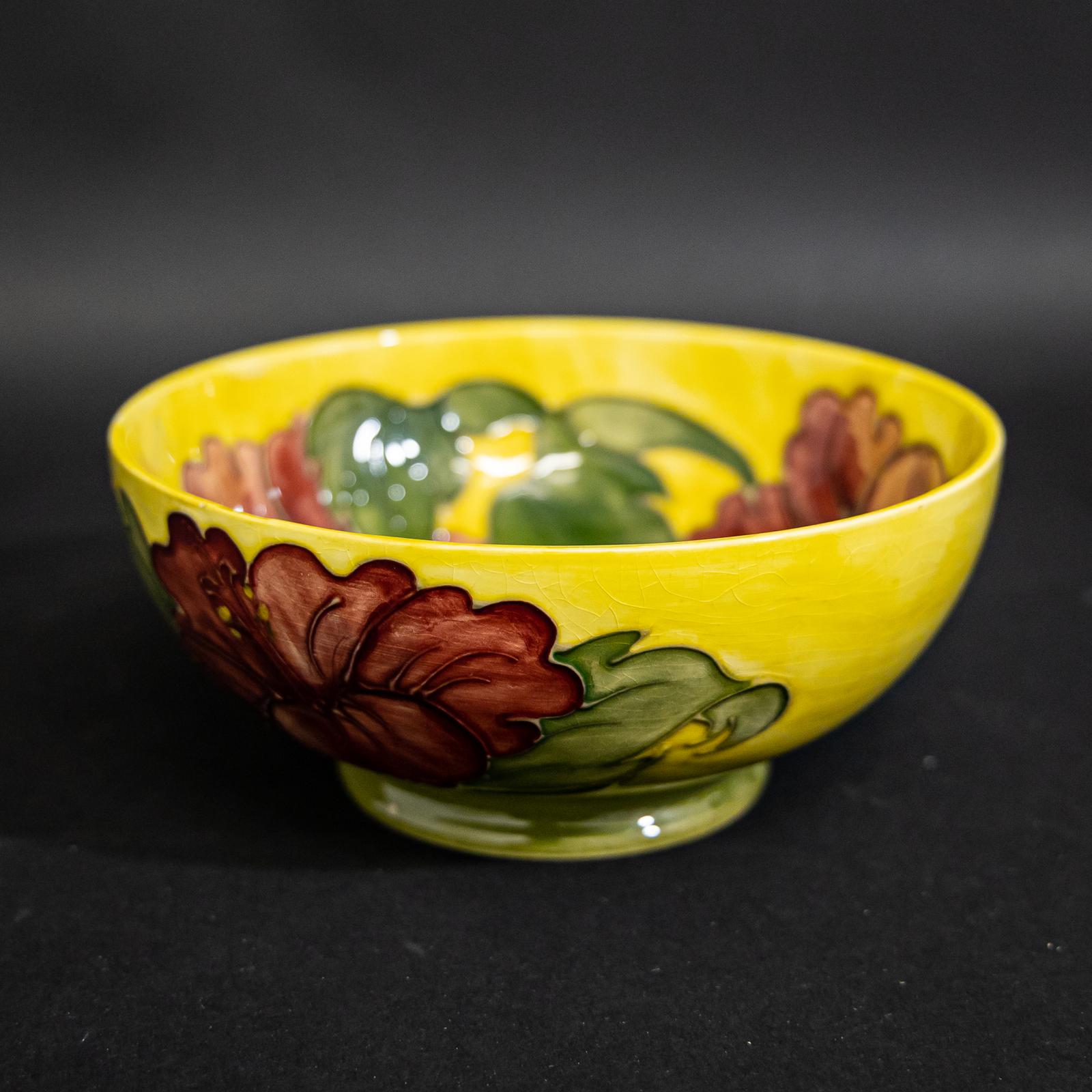 Yellow Moorcroft Bowl (1 of 11) Yellow Moorcroft Bowl (1 of 11)