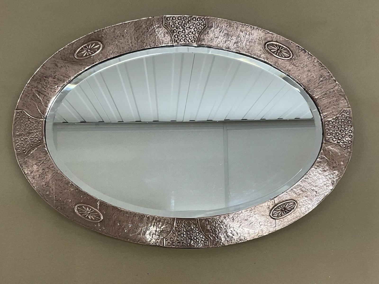 Arts & Crafts Oval Copper Mirror Antique Victorian c.1890 (1 of 7) Arts & Crafts Oval Copper Mirror Antique Victorian c.1890 (1 of 7)