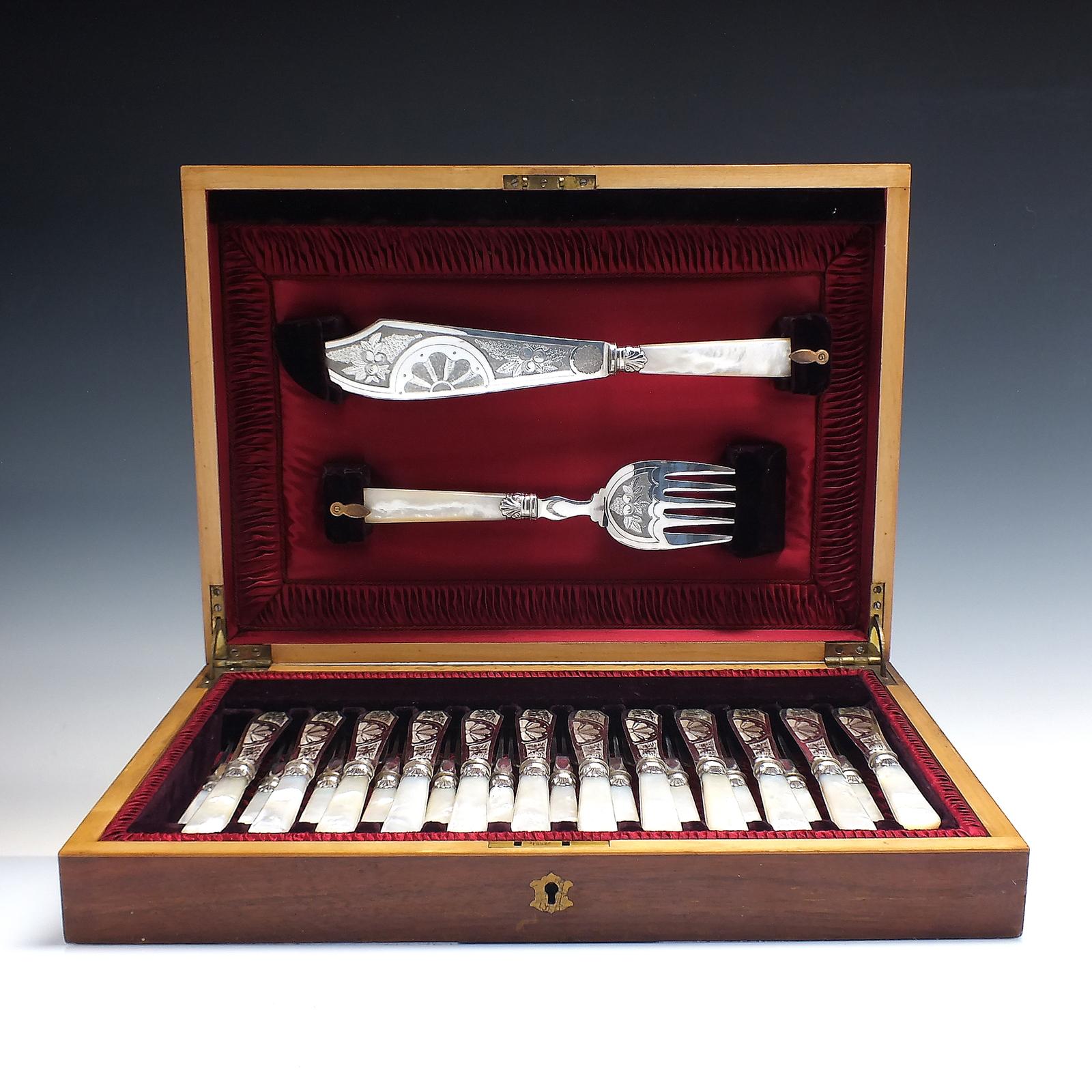 Victorian Silver Plated Fish Cutlery Set in Original Mahogany Case c.1895 (1 of 6)
