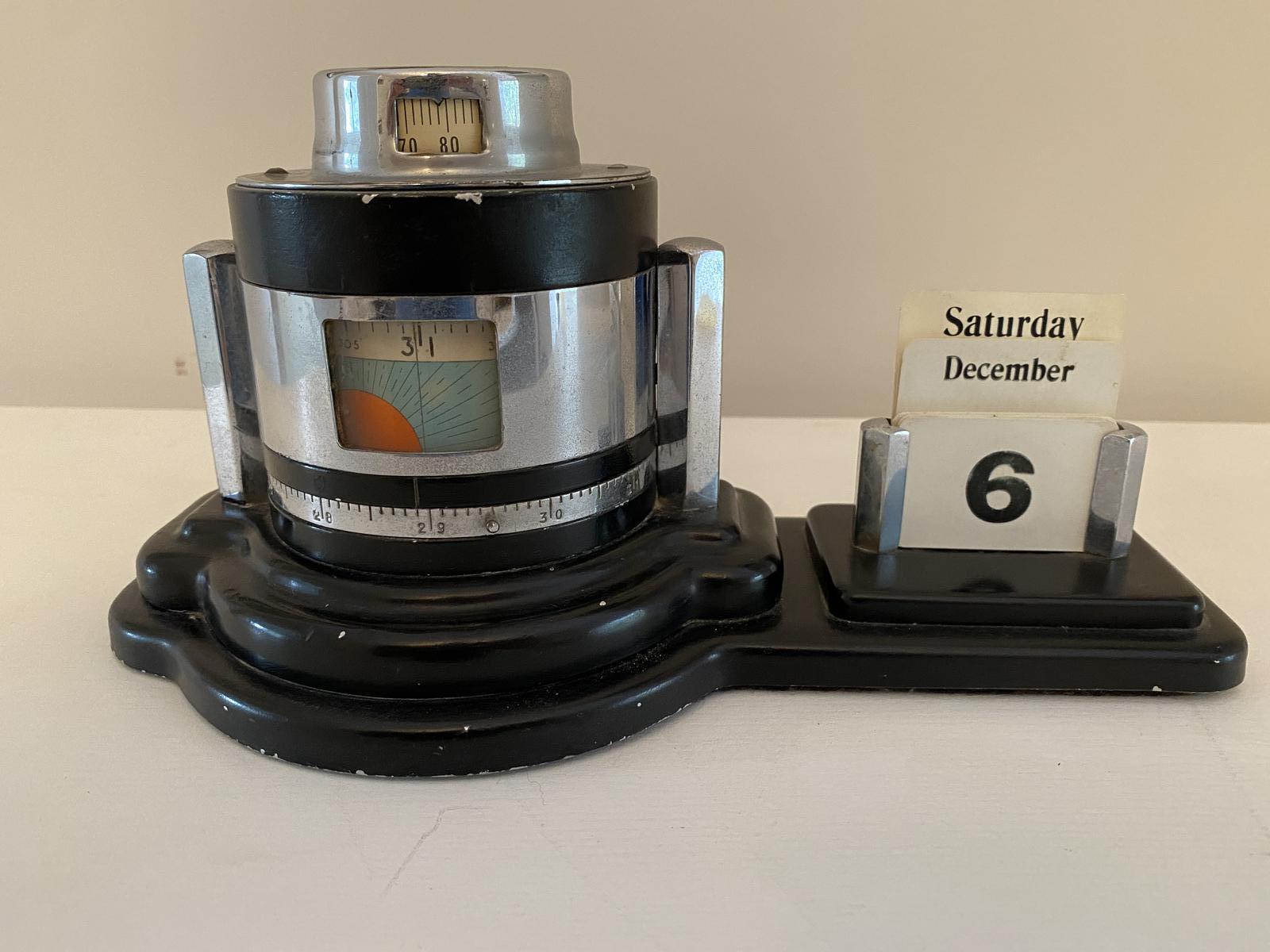 Unigraph Desktop Barometer (1 of 1)