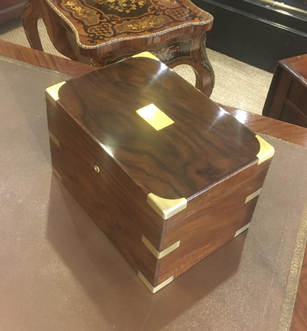 Walnut Humidor (1 of 8)
