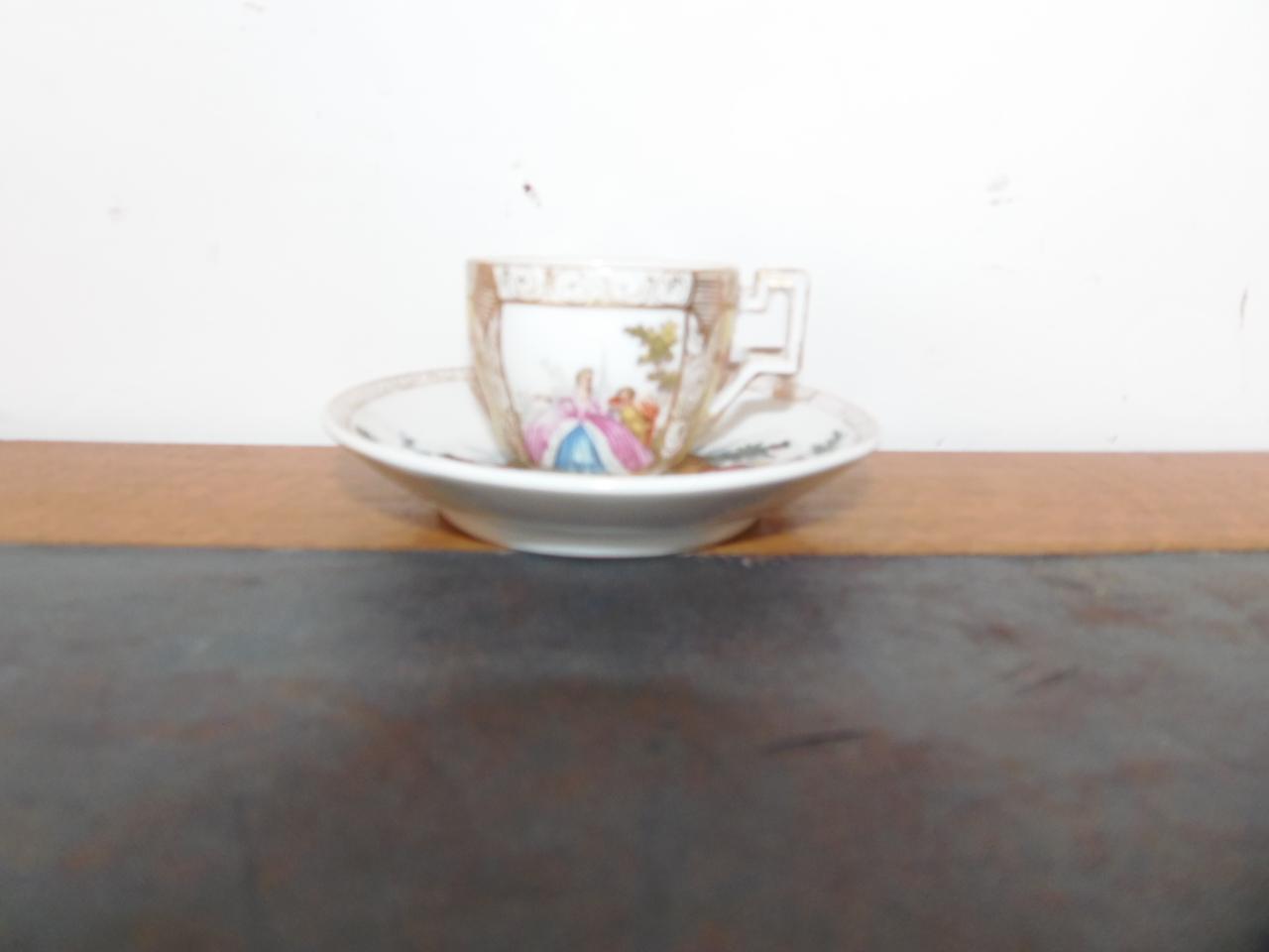 Meissen Small Cup & Saucer (1 of 7)