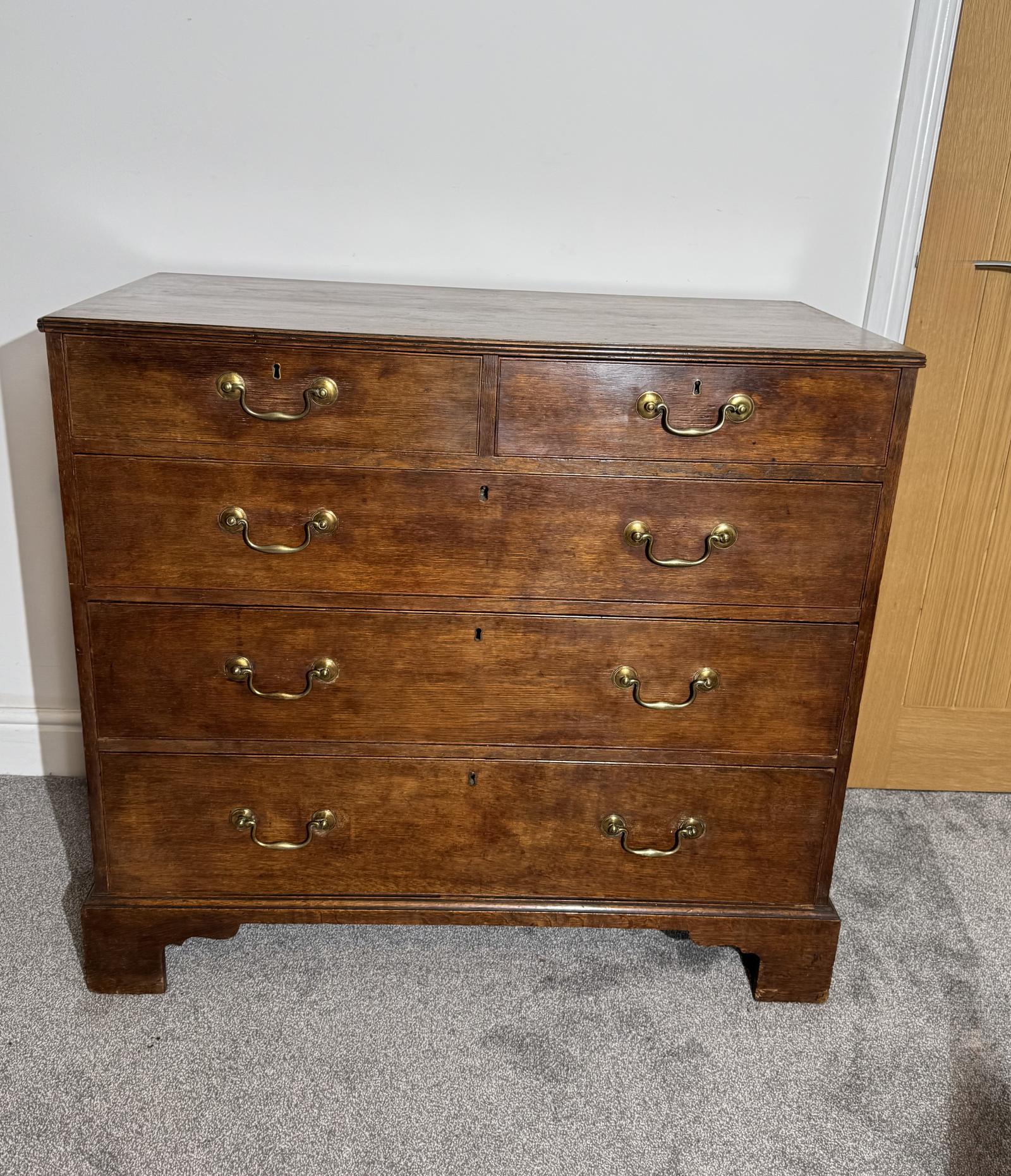 Georgian Oak Chest of Drawers (1 of 9)