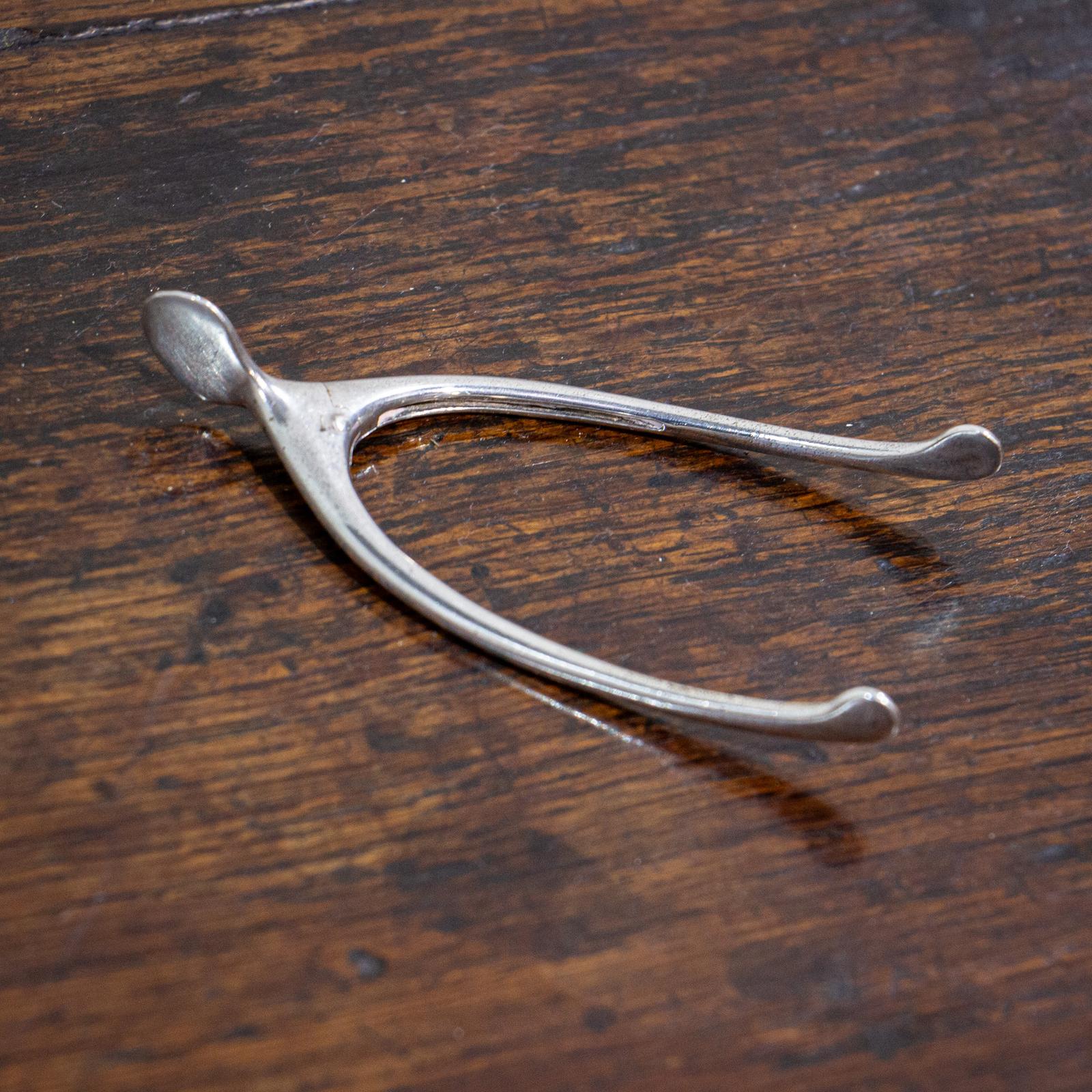 Asprey Silver Sugar Tongs (1 of 5) Asprey Silver Sugar Tongs (1 of 5)