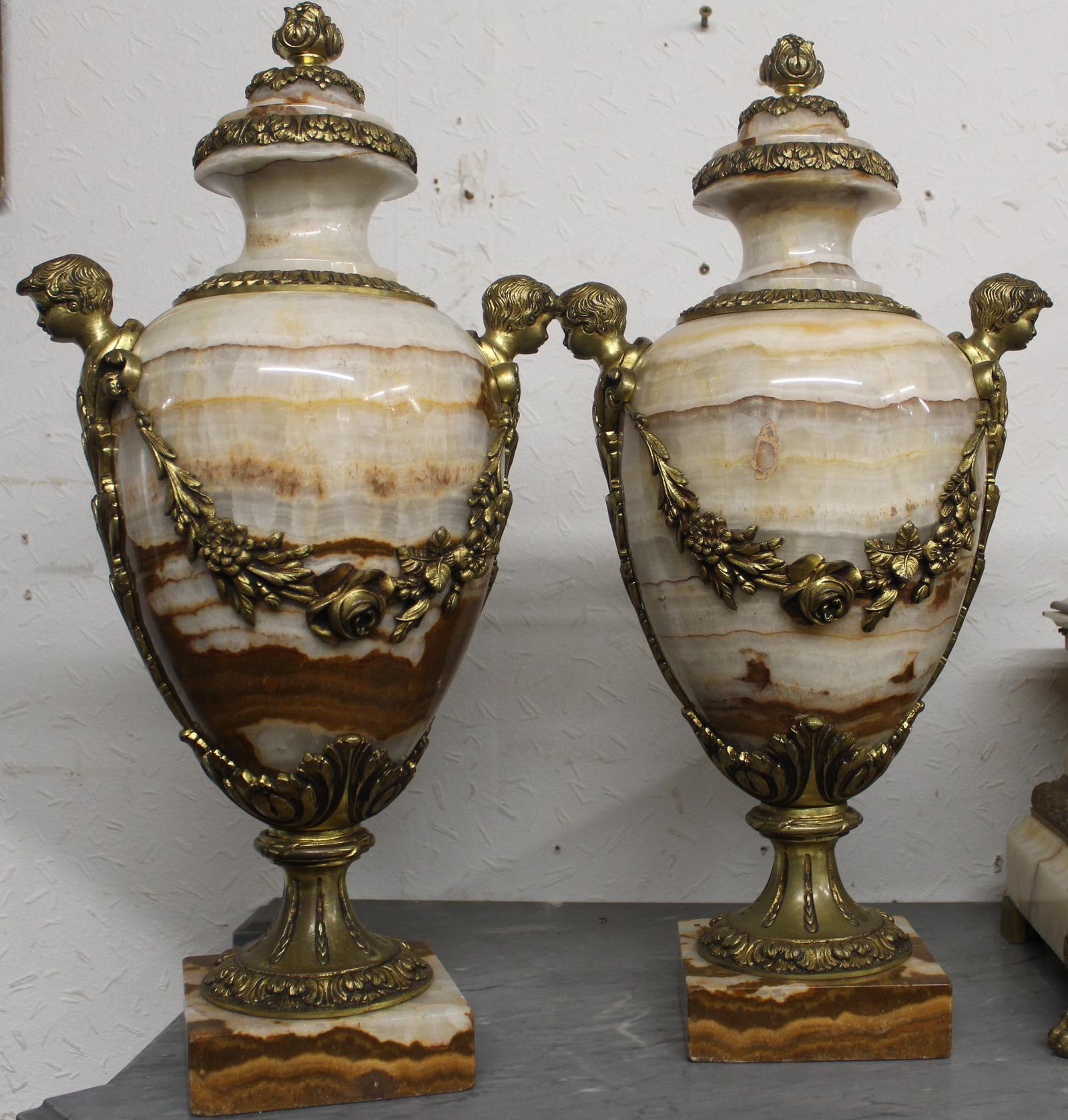 Pair of Cassoletts (1 of 5)