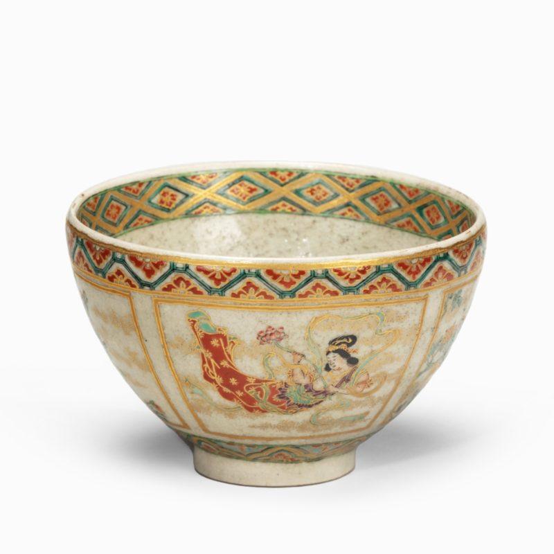 Small Satsuma Earthenware Tea Bowl (1 of 3)