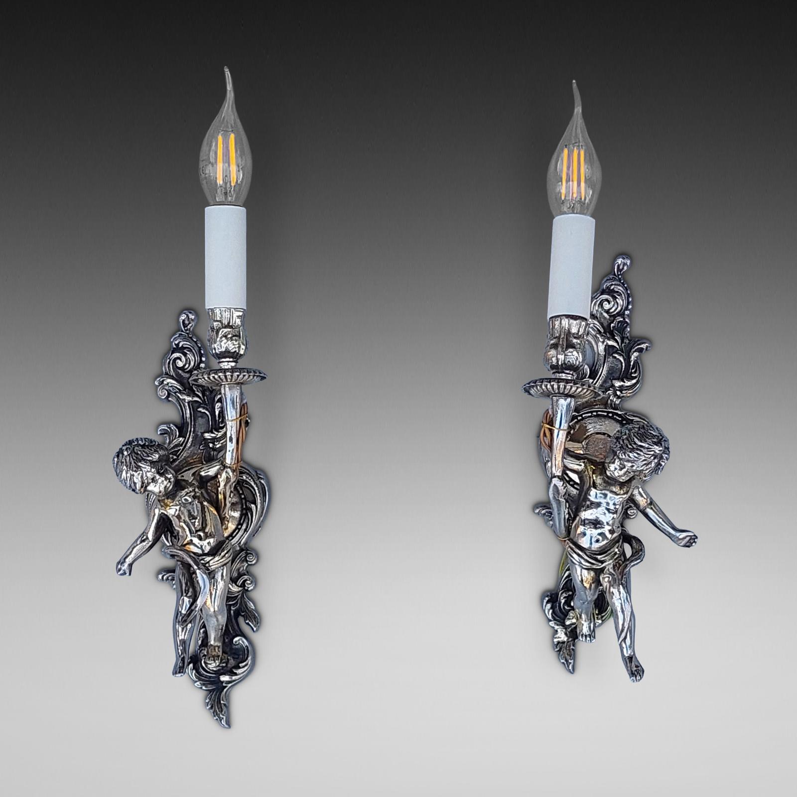 Pair of Early 20th Century Gilt Metal Cherub Wall Sconces (1 of 9) Pair of Early 20th Century Gilt Metal Cherub Wall Sconces (1 of 9)