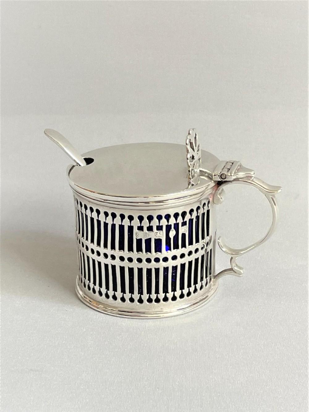 Victorian Pierced Silver Drum Mustard Pot & Spoon (1 of 6)