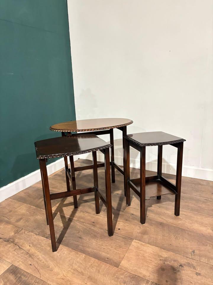 Mid Century Mahogany Nest of Tables (1 of 15)