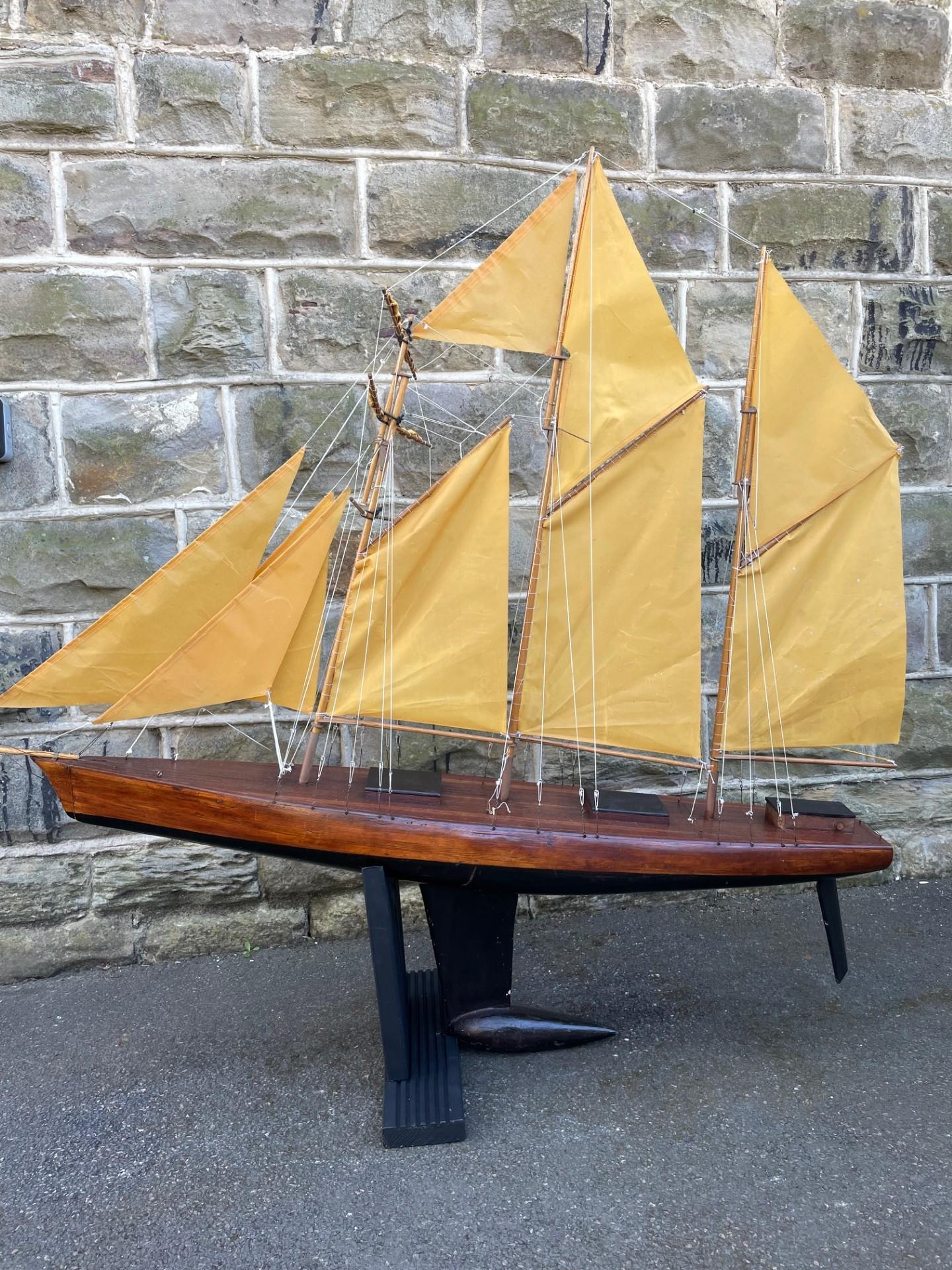 Large Antique Pond Yacht (1 of 11) Large Antique Pond Yacht (1 of 11)