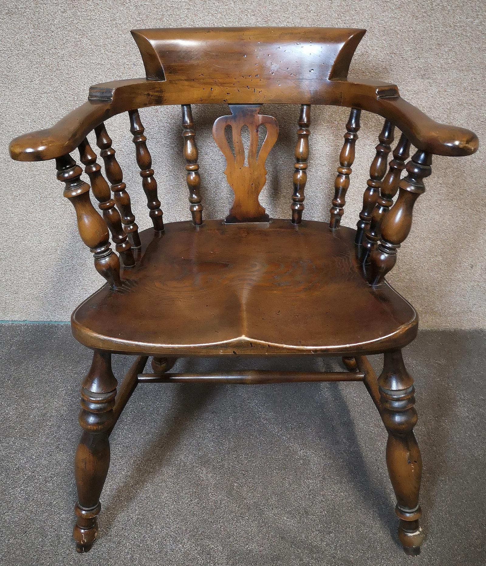 Ash & Elm Smokers Bow Chair (1 of 10)