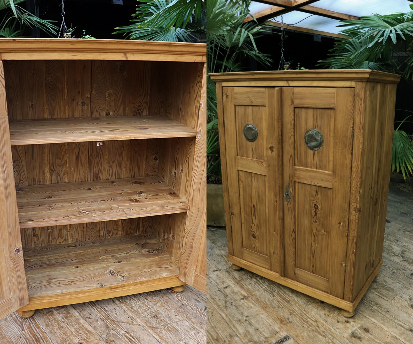 Chunky Old Pine Cupboard/ Larder/ Linen/ Food/ Housekeepers (1 of 11)