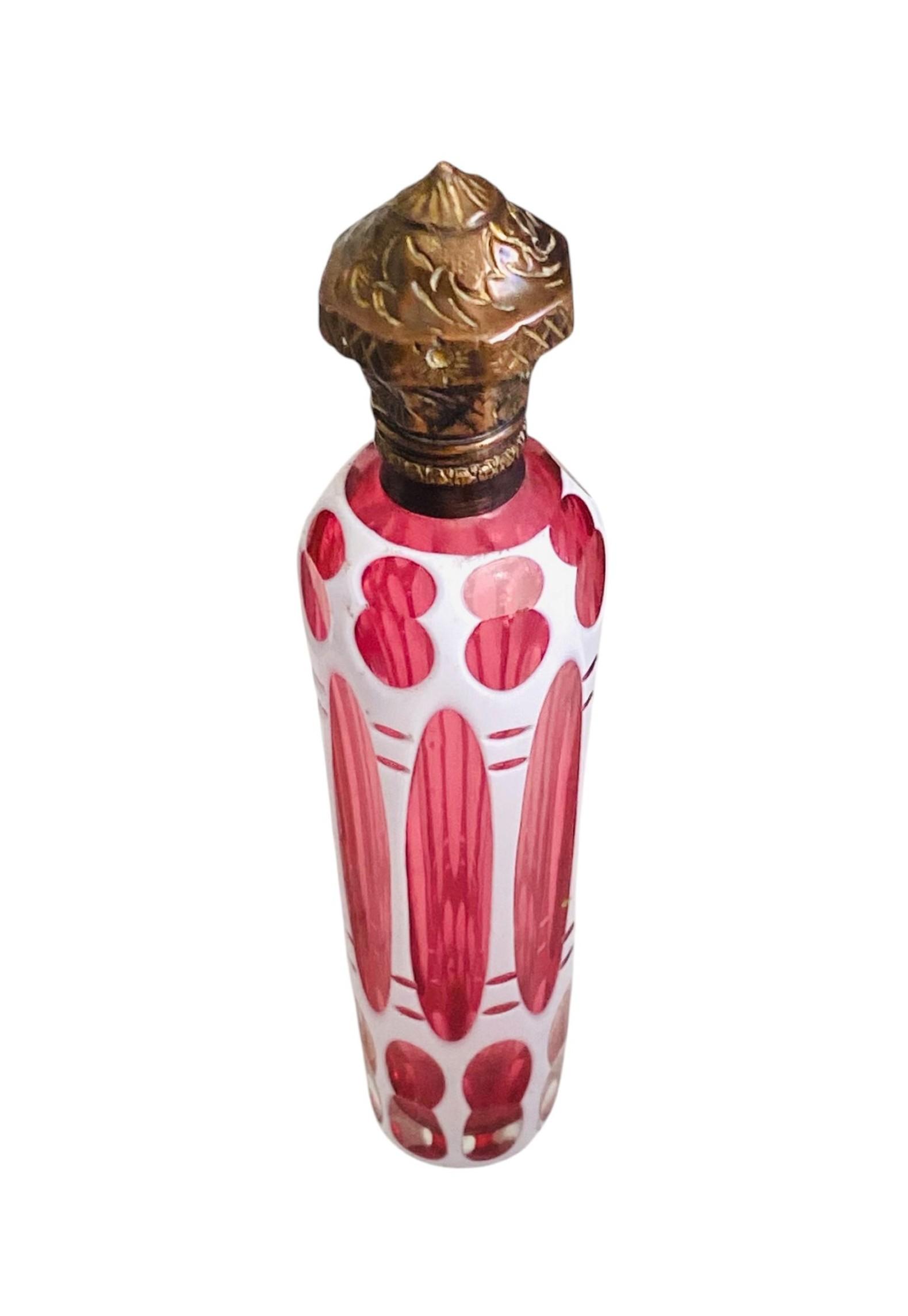 Antique Bohemian Perfume Scent Bottle Double Overlay White Over Cranberry Glass (1 of 11) Antique Bohemian Perfume Scent Bottle Double Overlay White Over Cranberry Glass (1 of 11)
