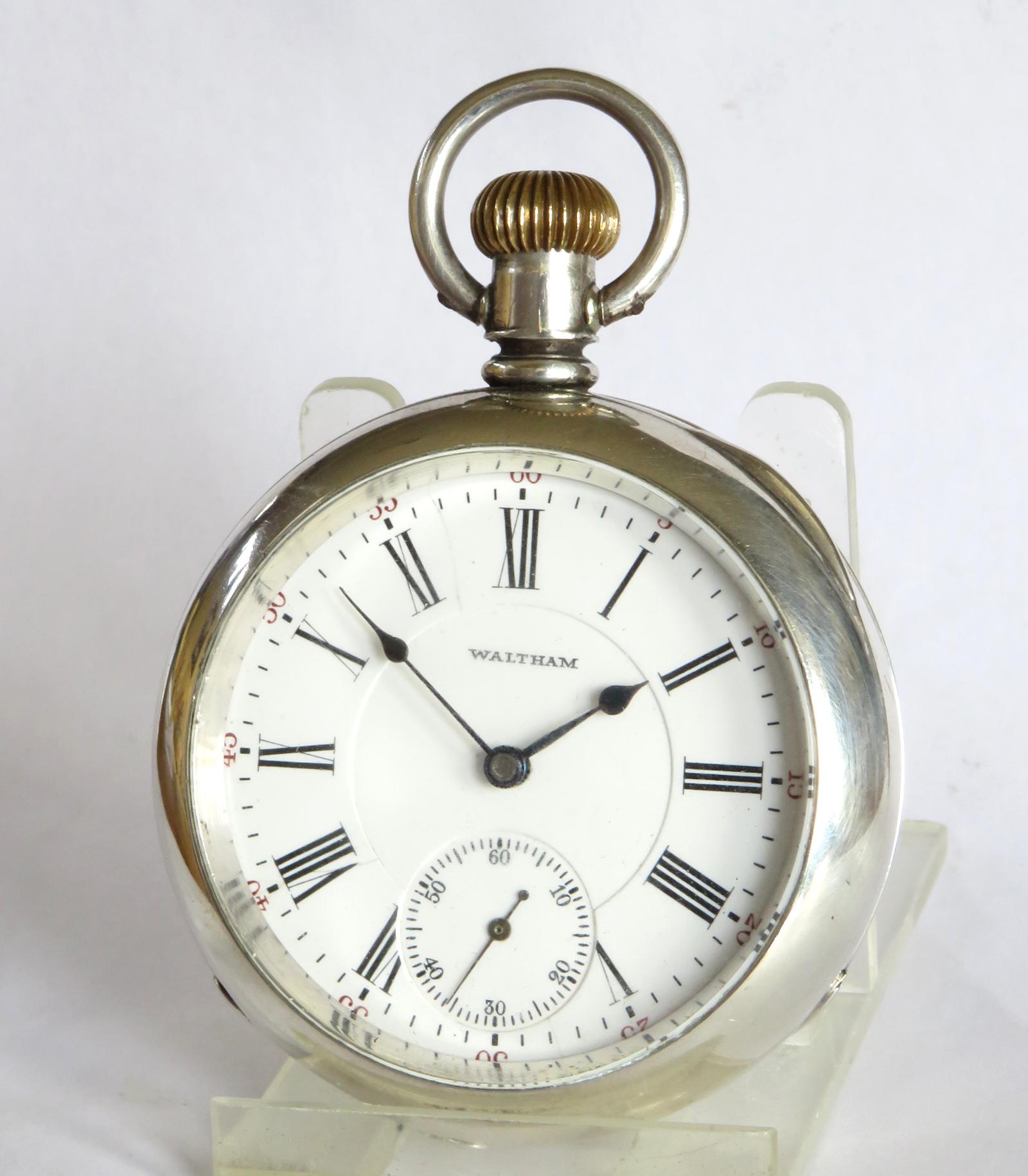 Pocket Watch : Antique Waltham Crescent St Railroad Pocket Watch (1 of 5)