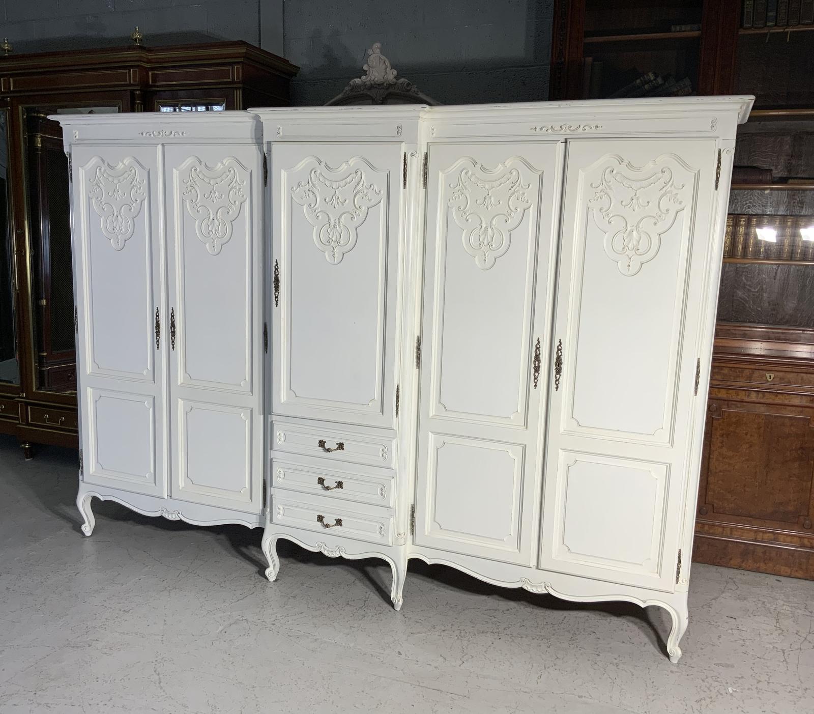 Large French Painted Armoire (1 of 6) Large French Painted Armoire (1 of 6)
