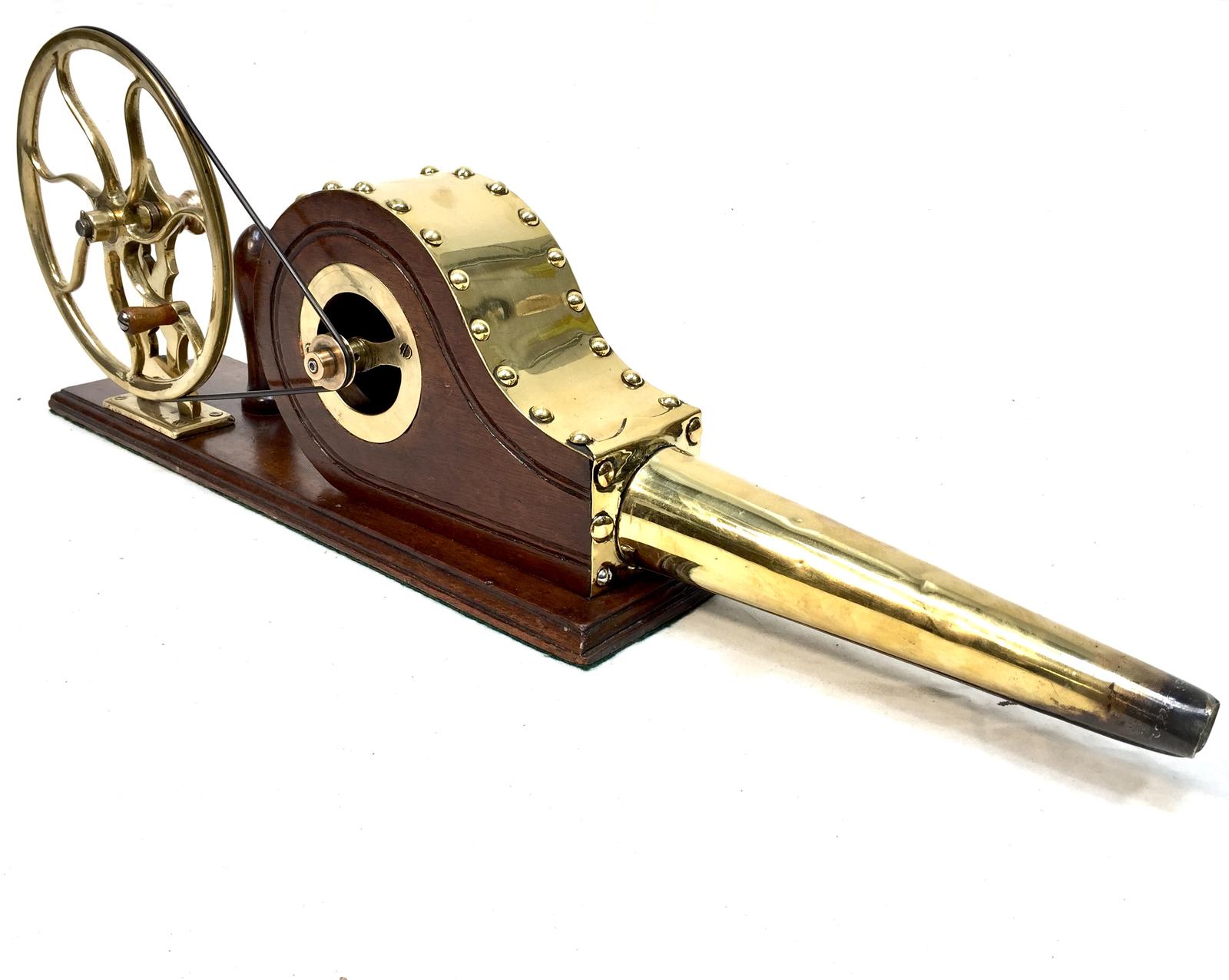 19th Century Mahogany & Brass Wall Mounted Mechanical Bellow (1 of 7) 19th Century Mahogany & Brass Wall Mounted Mechanical Bellow (1 of 7)