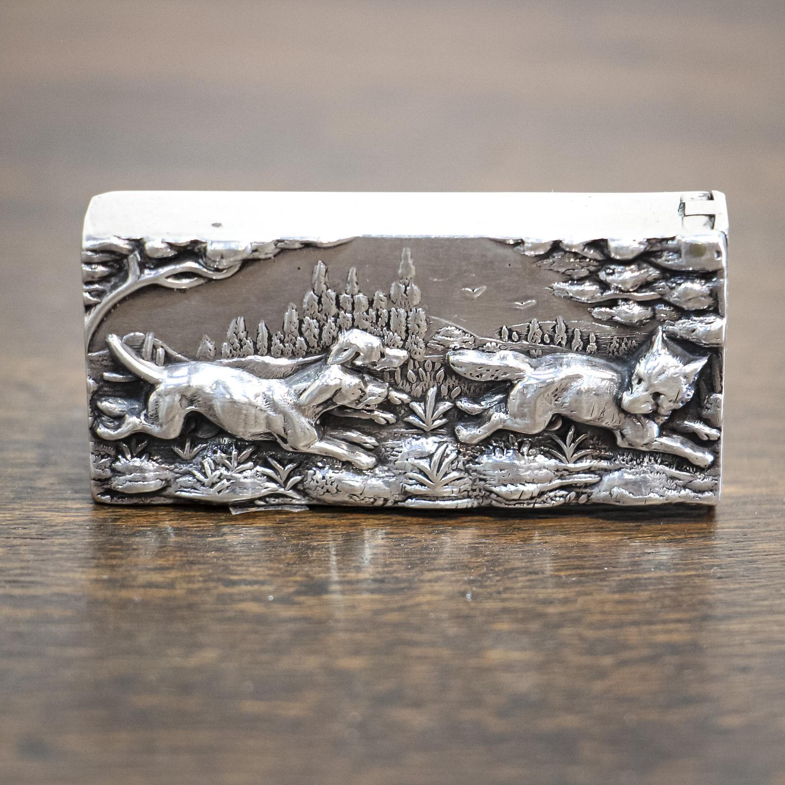 Rare Silver Fox Hunt Vesta (1 of 7)